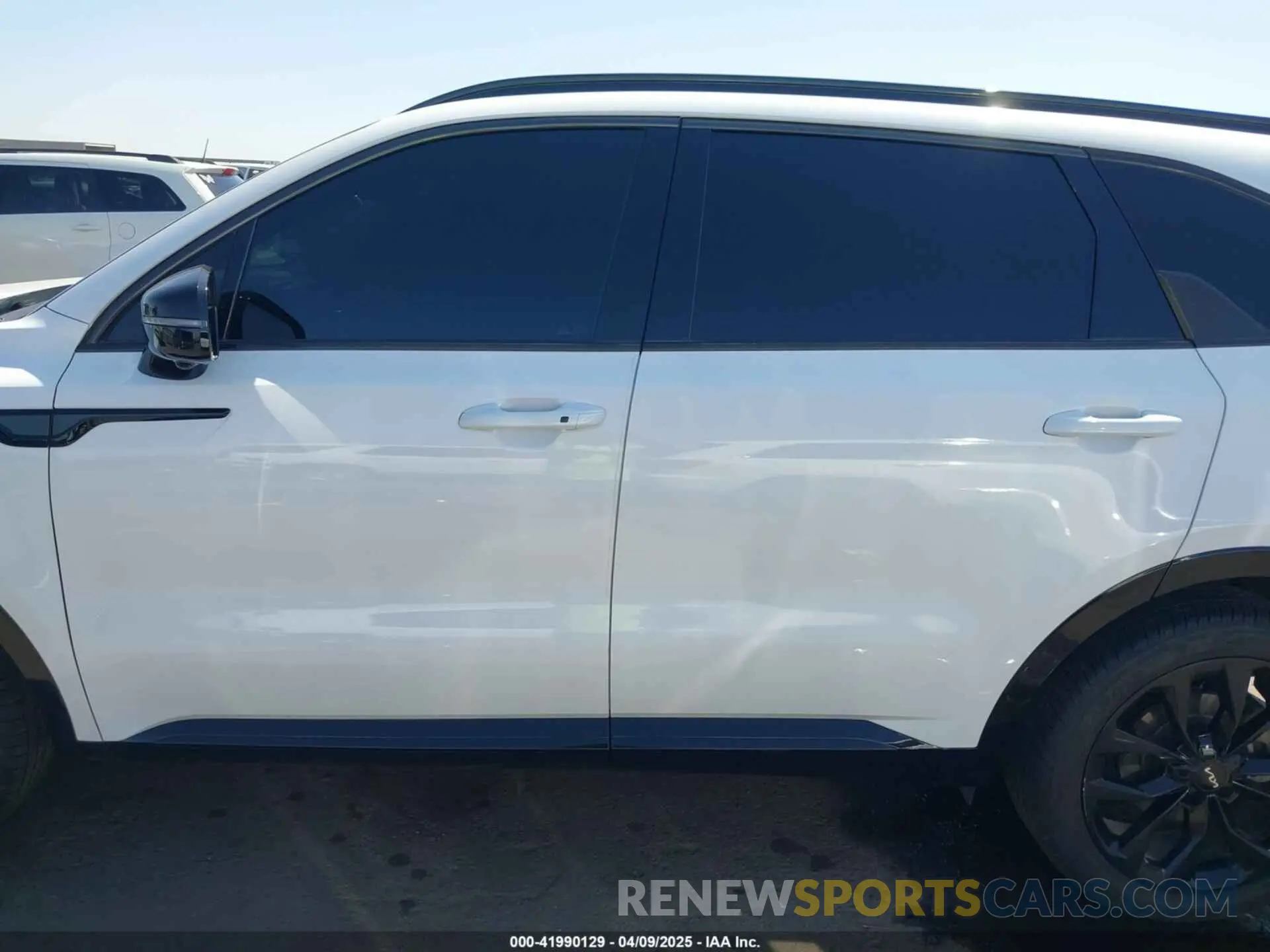 14 fotografías del automóvil dañado 5XYRK4LF2NG135832 KIA SORENTO 2022