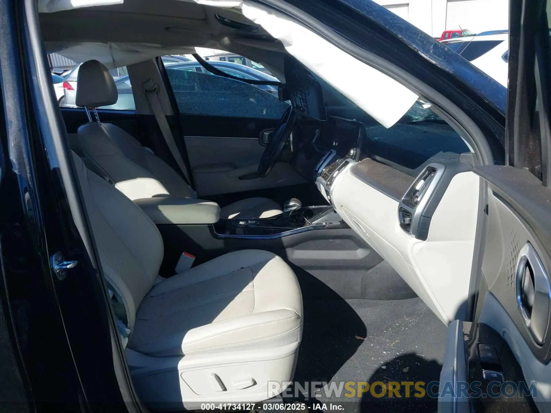5 fotografías del automóvil dañado 5XYRK4LF3NG086849 KIA SORENTO 2022