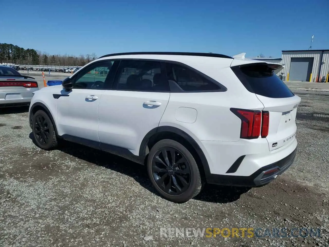2 fotografías del automóvil dañado 5XYRK4LF3NG090397 KIA SORENTO 2022