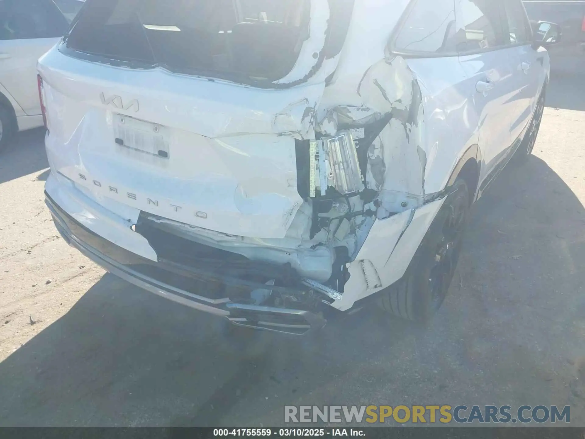 6 fotografías del automóvil dañado 5XYRK4LF3NG142644 KIA SORENTO 2022