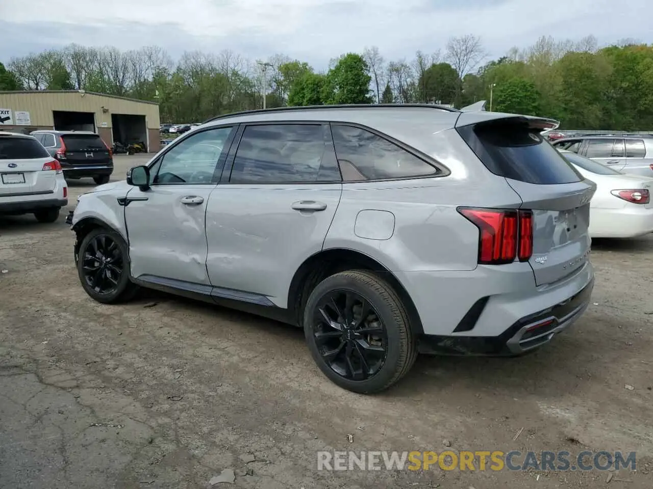 2 fotografías del automóvil dañado 5XYRK4LF6NG108049 KIA SORENTO 2022