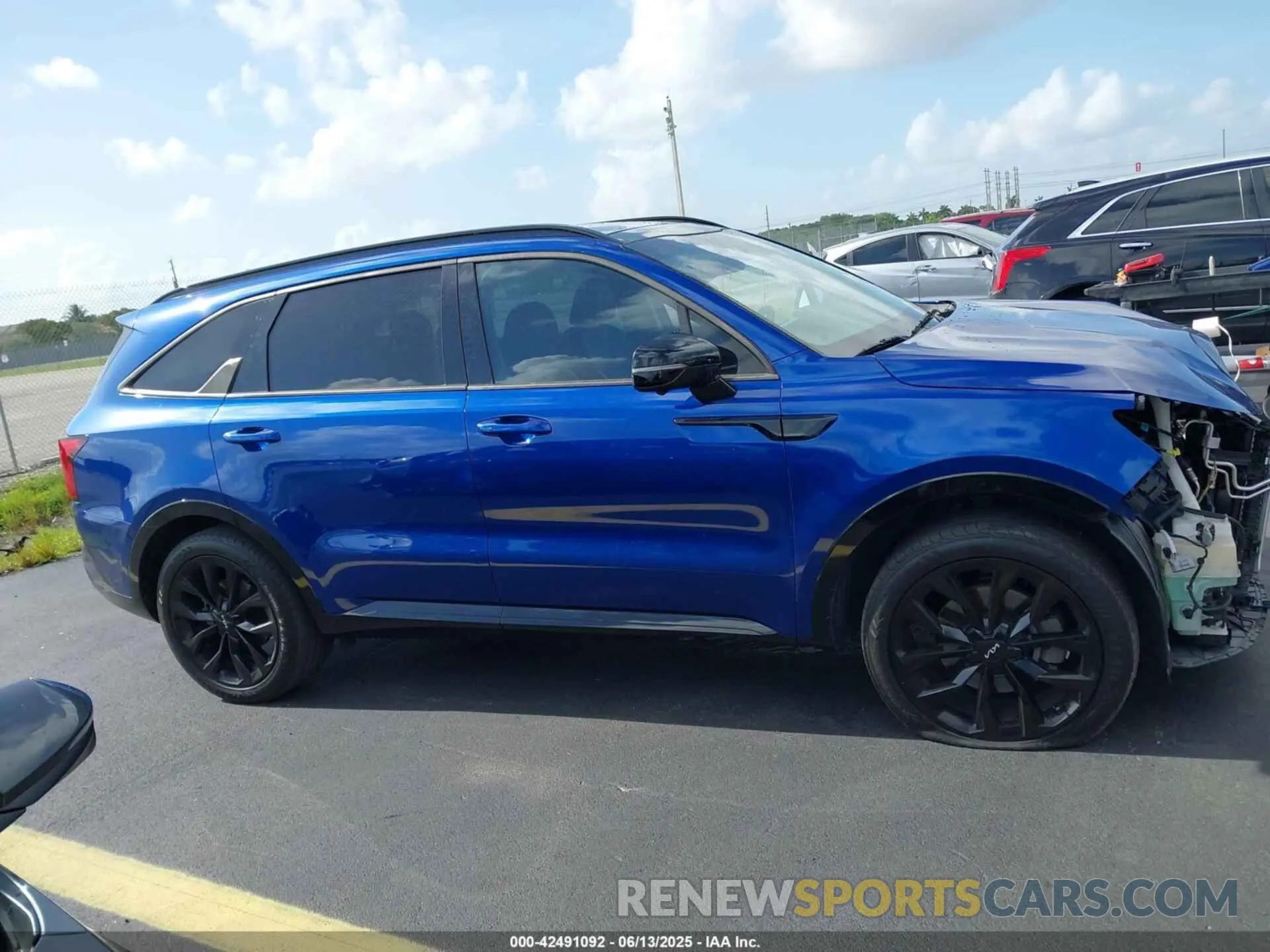 14 fotografías del automóvil dañado 5XYRK4LF8NG089617 KIA SORENTO 2022