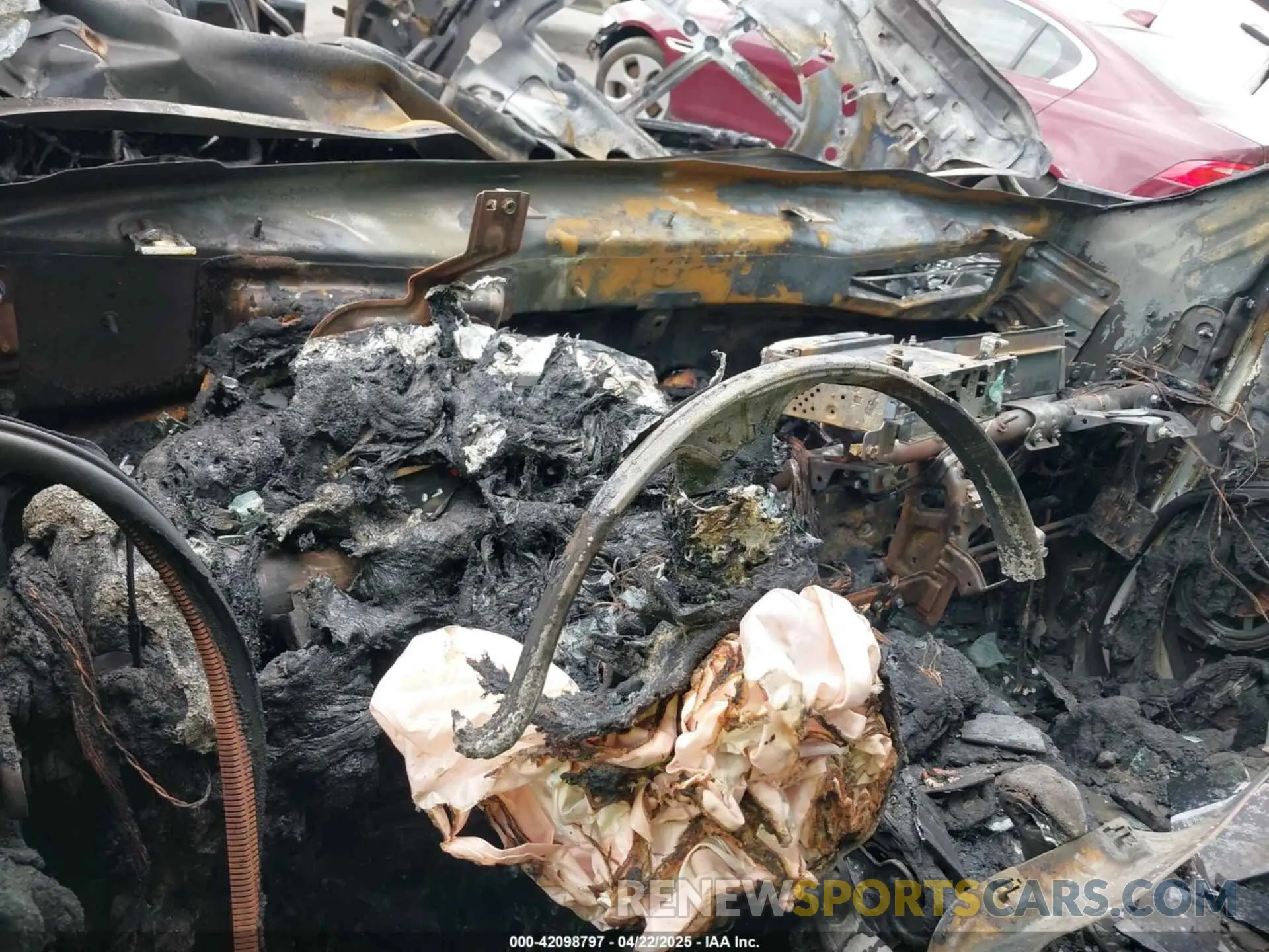 7 fotografías del automóvil dañado 5XYRK4LF8NG119053 KIA SORENTO 2022