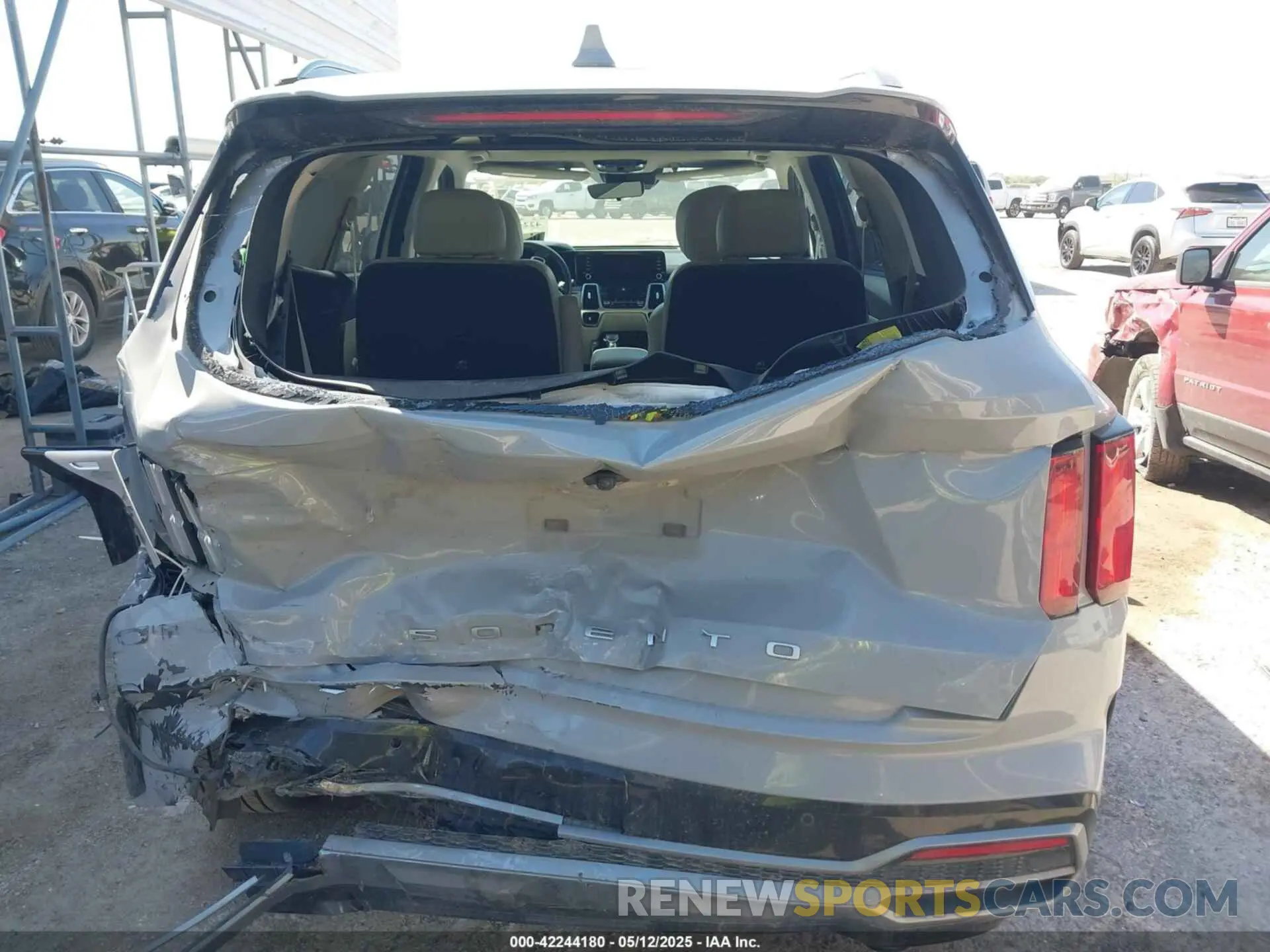 17 fotografías del automóvil dañado 5XYRK4LFXNG153852 KIA SORENTO 2022