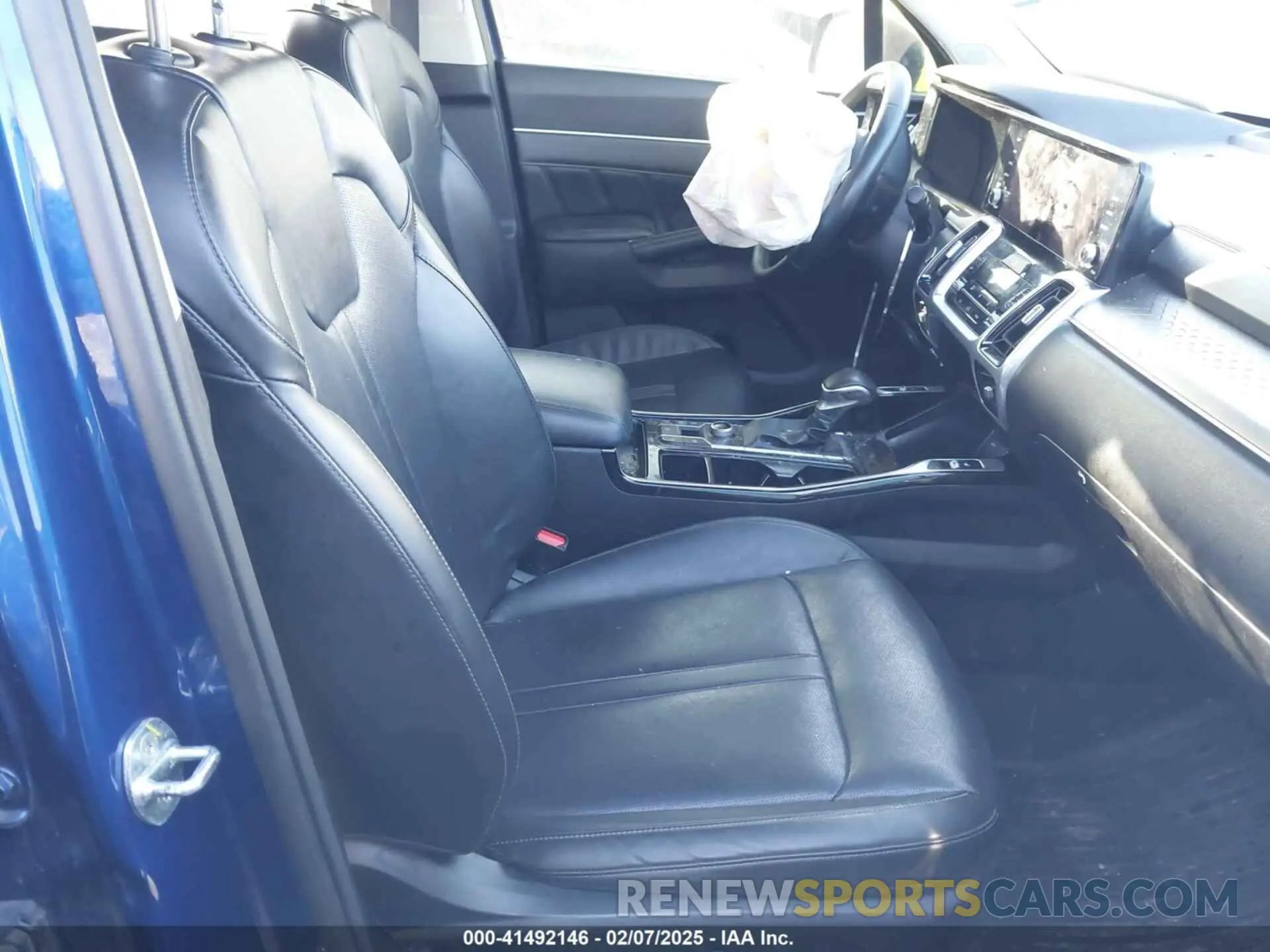 5 fotografías del automóvil dañado 5XYRKDLF4NG114223 KIA SORENTO 2022