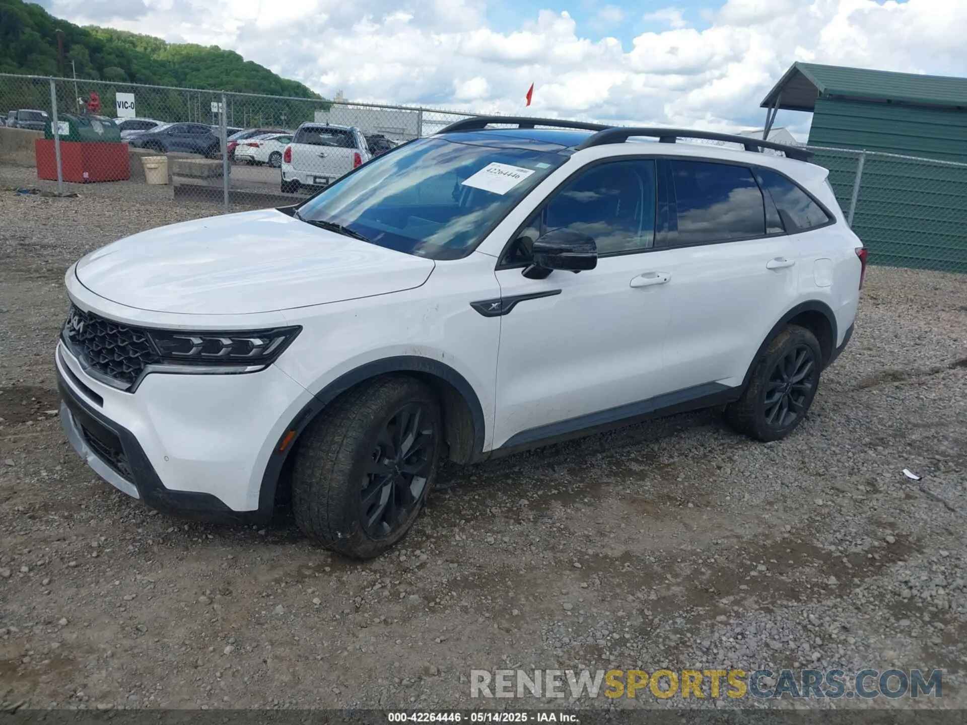 2 fotografías del automóvil dañado 5XYRKDLF9NG133642 KIA SORENTO 2022