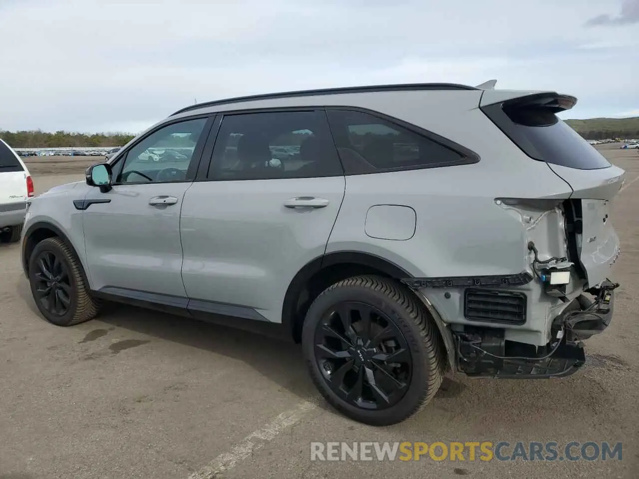 2 fotografías del automóvil dañado 5XYRKDLF9NG138405 KIA SORENTO 2022