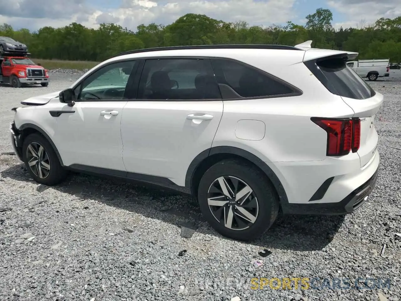 2 fotografías del automóvil dañado 5XYRL4LC1NG143018 KIA SORENTO 2022