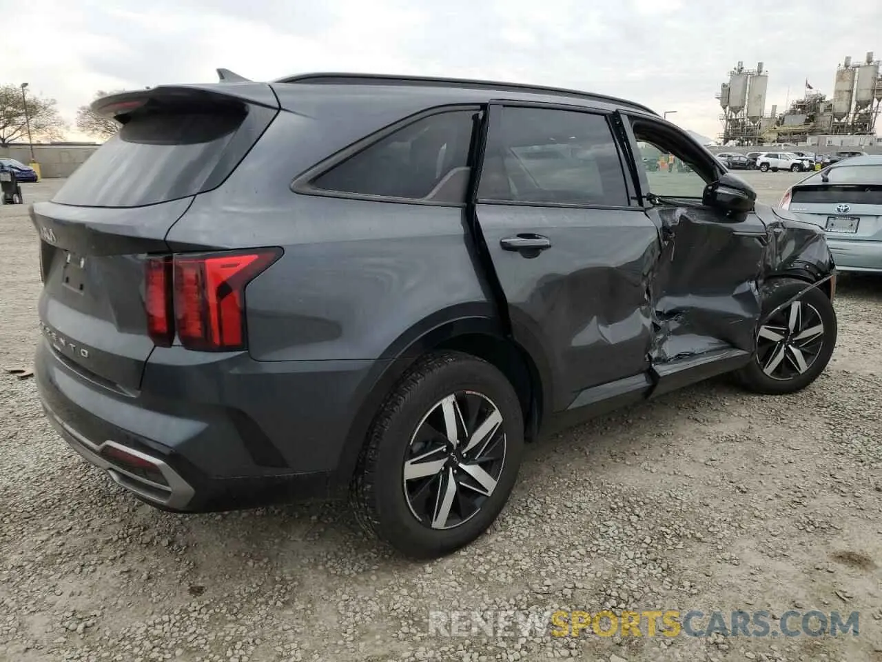 3 fotografías del automóvil dañado 5XYRL4LC3NG084988 KIA SORENTO 2022