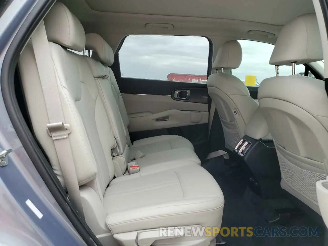 11 fotografías del automóvil dañado 5XYRL4LC4NG159049 KIA SORENTO 2022