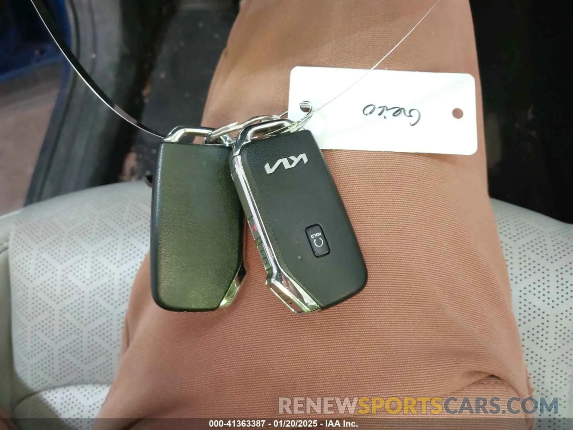 11 fotografías del automóvil dañado 5XYRL4LC7NG137773 KIA SORENTO 2022