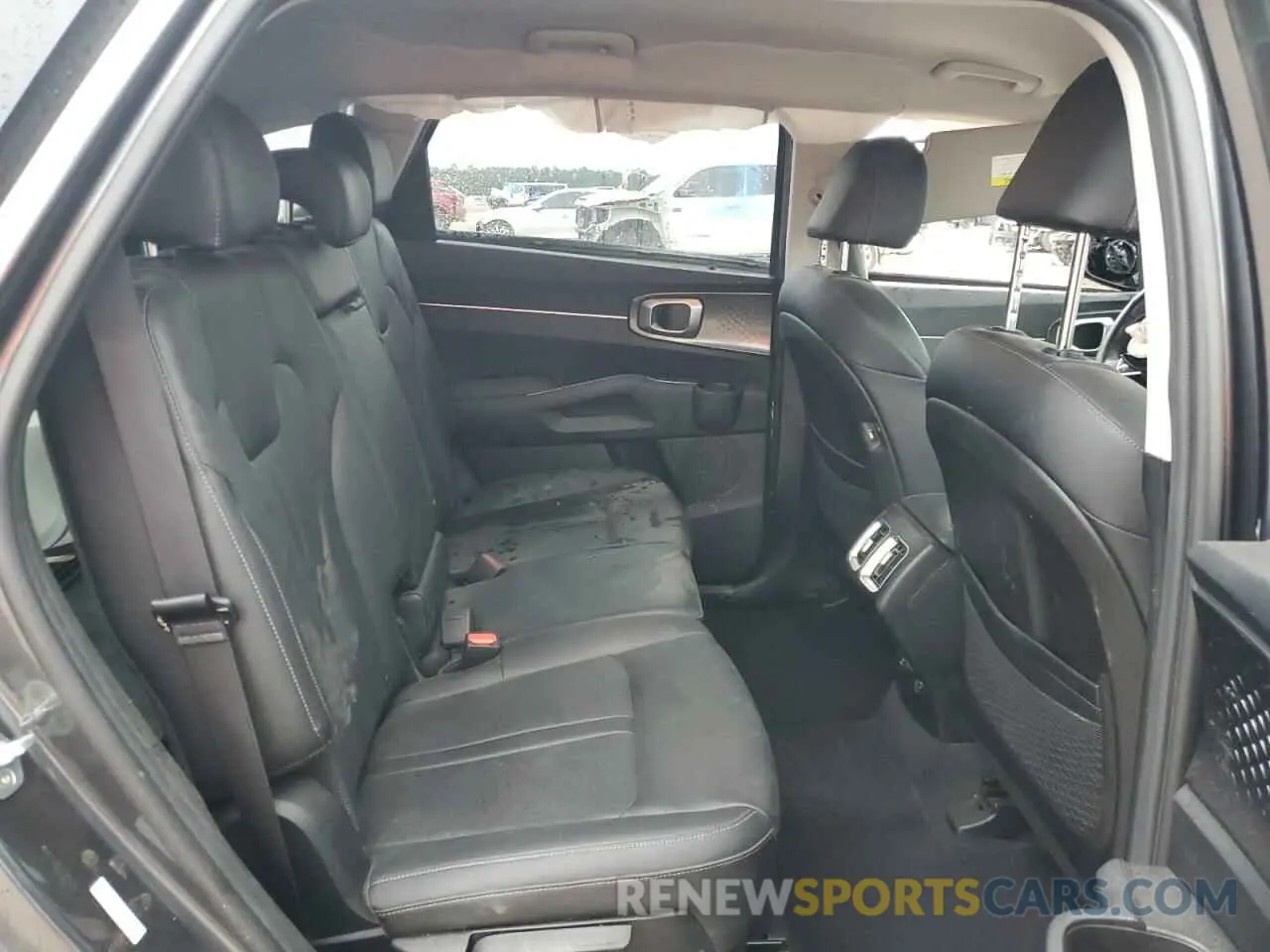 11 fotografías del automóvil dañado 5XYRL4LC8NG156168 KIA SORENTO 2022
