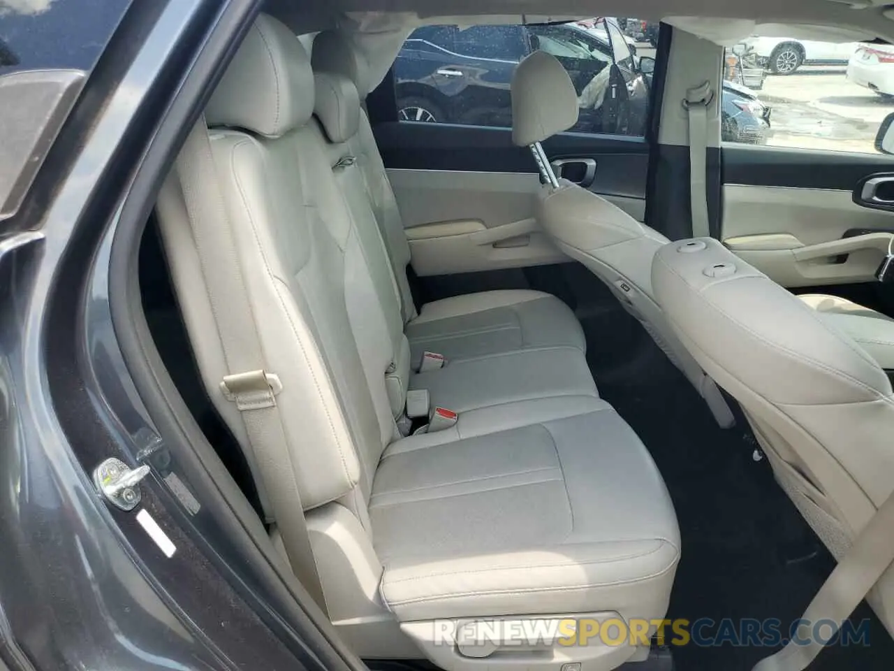 11 fotografías del automóvil dañado 5XYRL4LC8NG159877 KIA SORENTO 2022