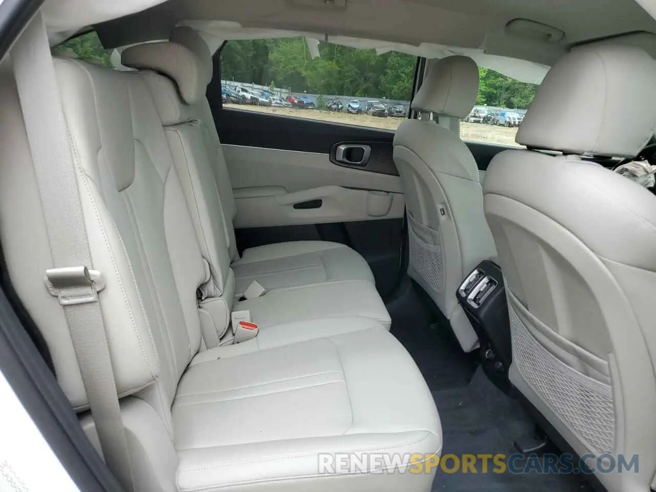 11 fotografías del automóvil dañado 5XYRL4LC9NG144904 KIA SORENTO 2022