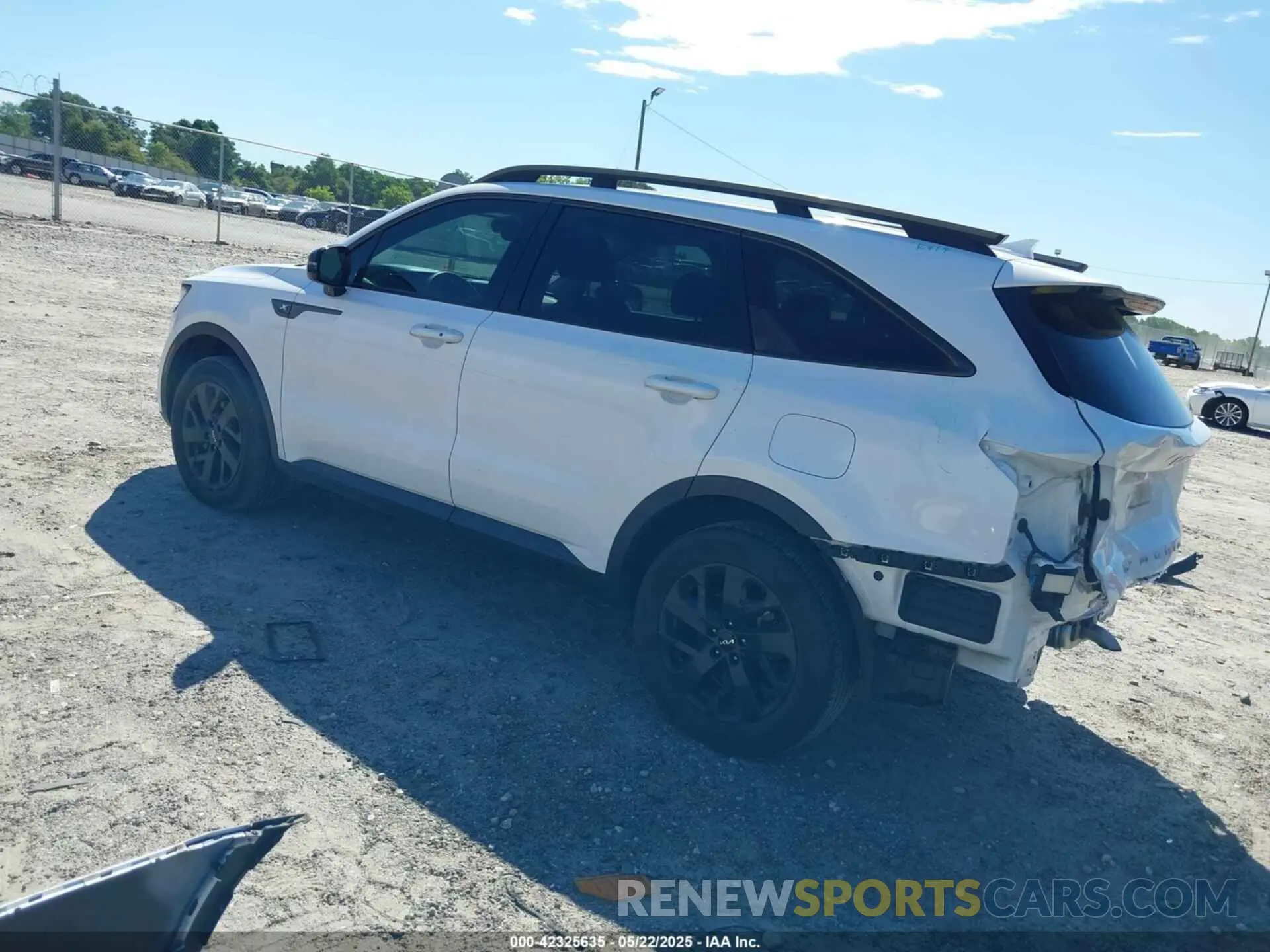3 fotografías del automóvil dañado 5XYRLDLC7NG145162 KIA SORENTO 2022