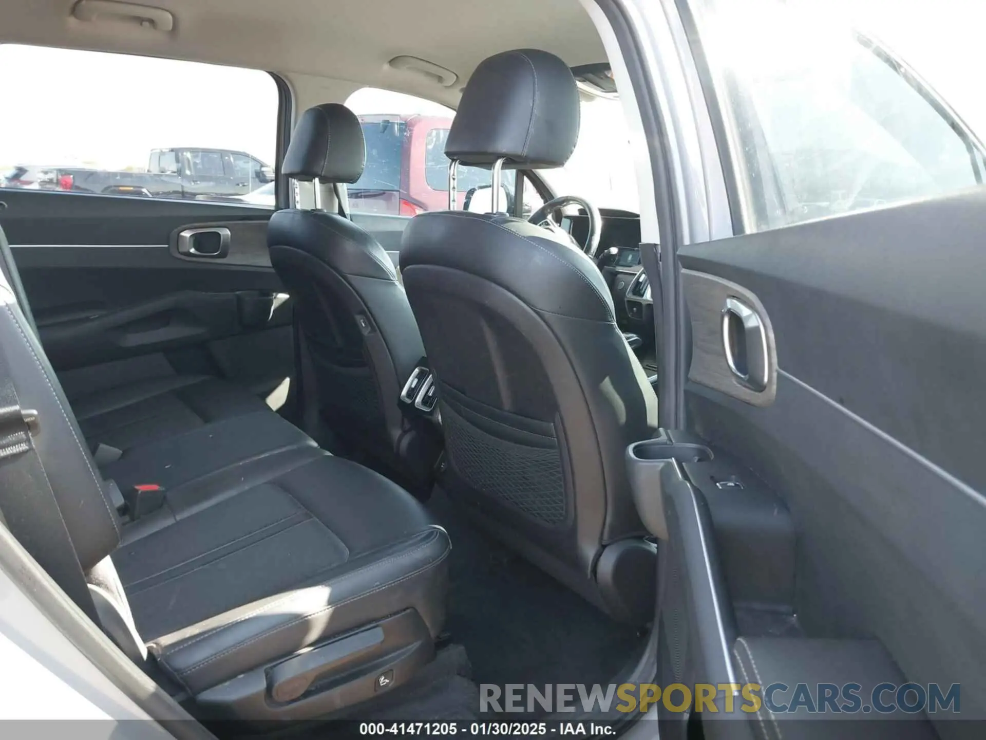 8 fotografías del automóvil dañado 5XYRLDLC8NG097140 KIA SORENTO 2022