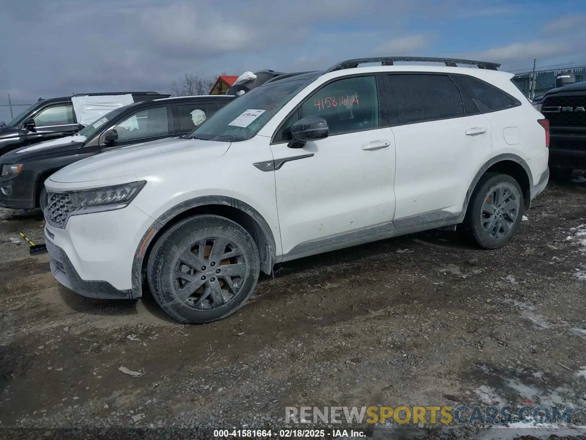 2 fotografías del automóvil dañado 5XYRLDLCXNG150954 KIA SORENTO 2022