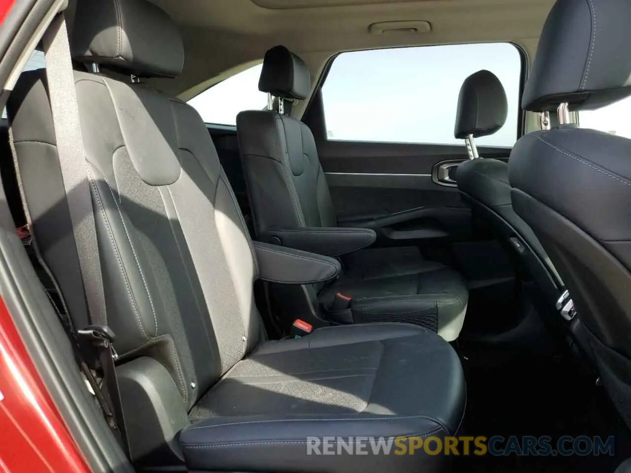 11 fotografías del automóvil dañado KNDRHDLG8N5121319 KIA SORENTO 2022