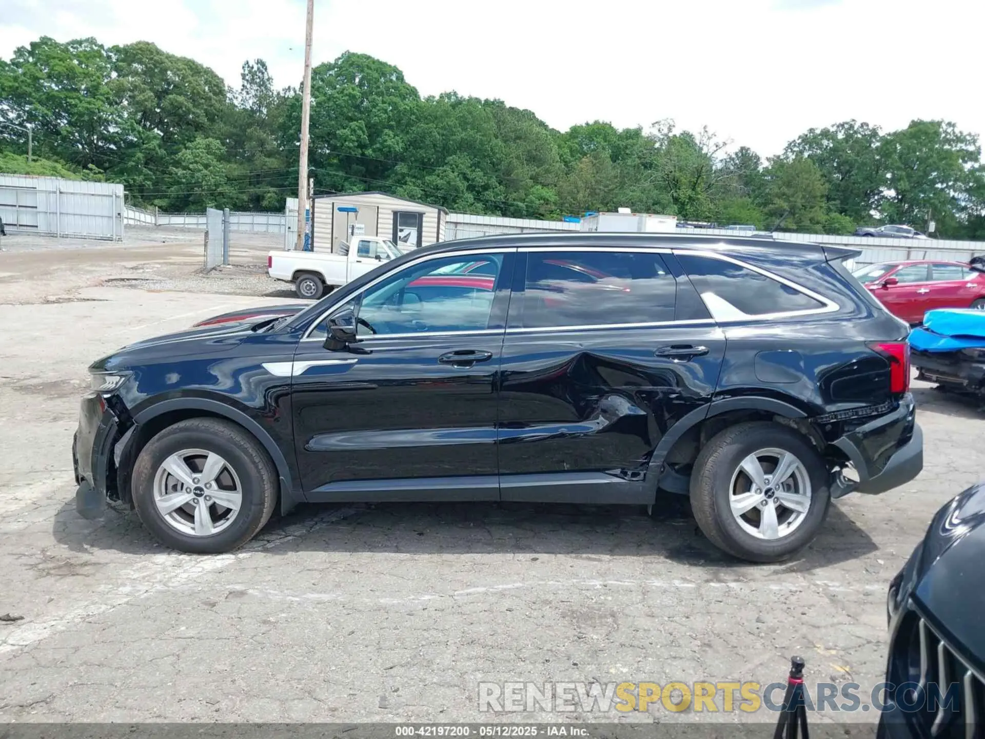 14 fotografías del automóvil dañado 5XYRG4LC1PG226455 KIA SORENTO 2023