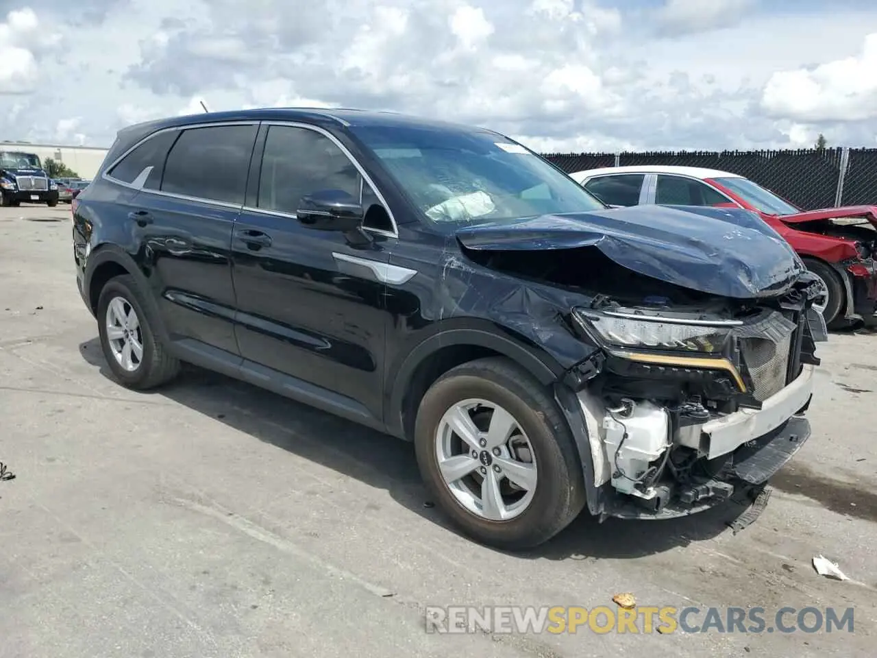 4 fotografías del automóvil dañado 5XYRG4LC5PG244912 KIA SORENTO 2023