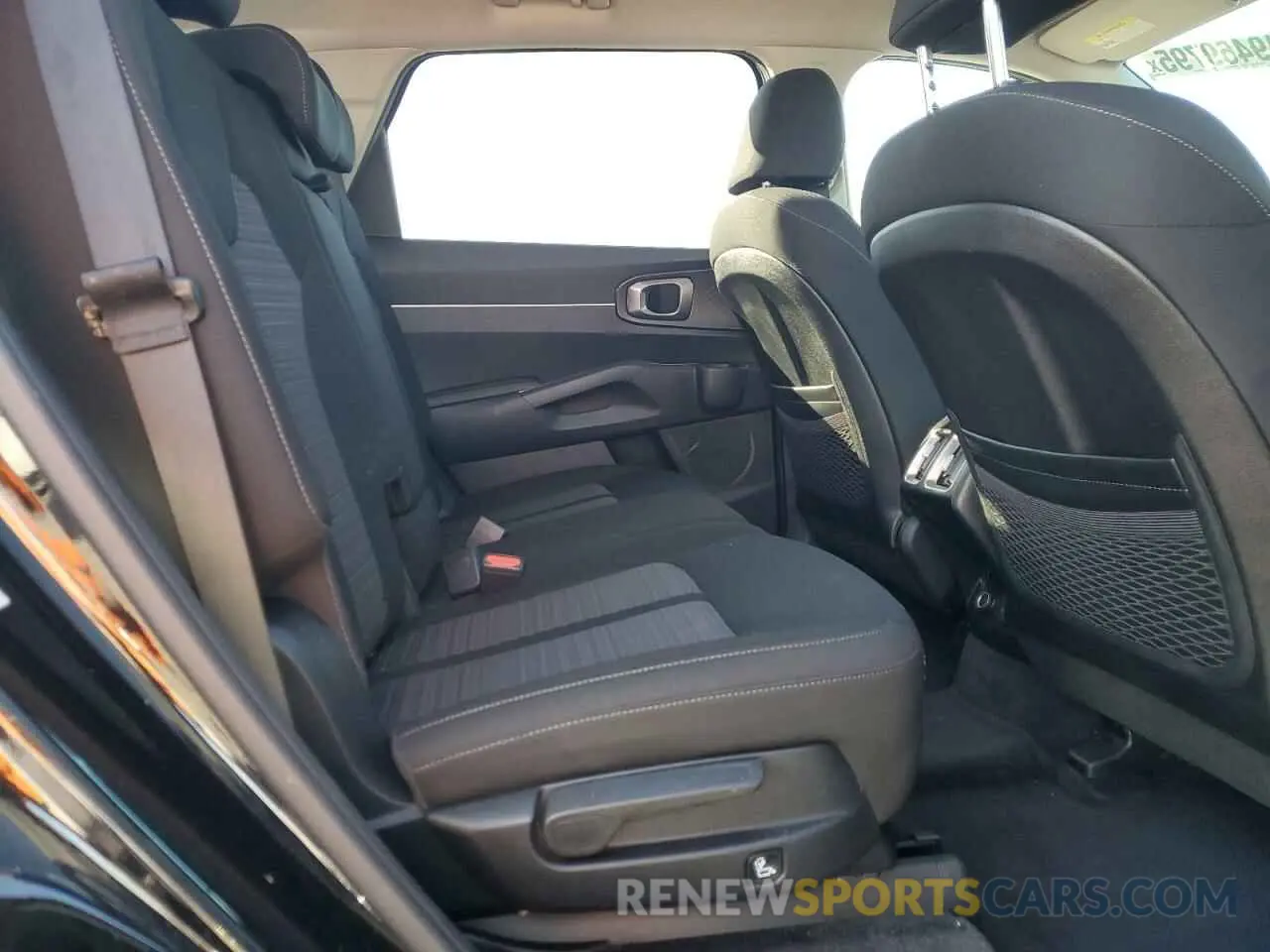 11 fotografías del automóvil dañado 5XYRG4LC6PG199091 KIA SORENTO 2023