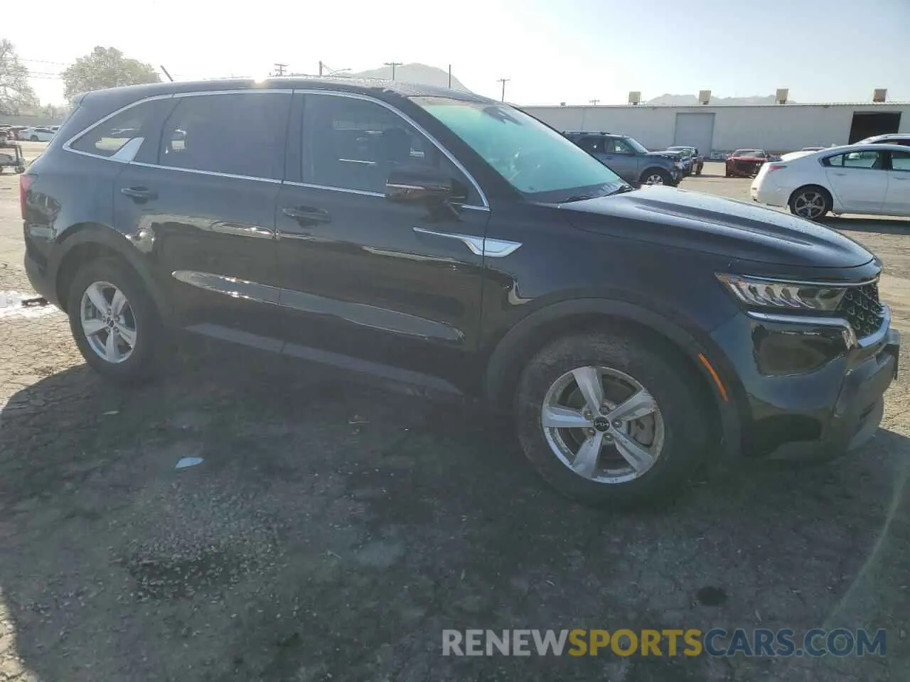 4 fotografías del automóvil dañado 5XYRG4LC6PG199091 KIA SORENTO 2023