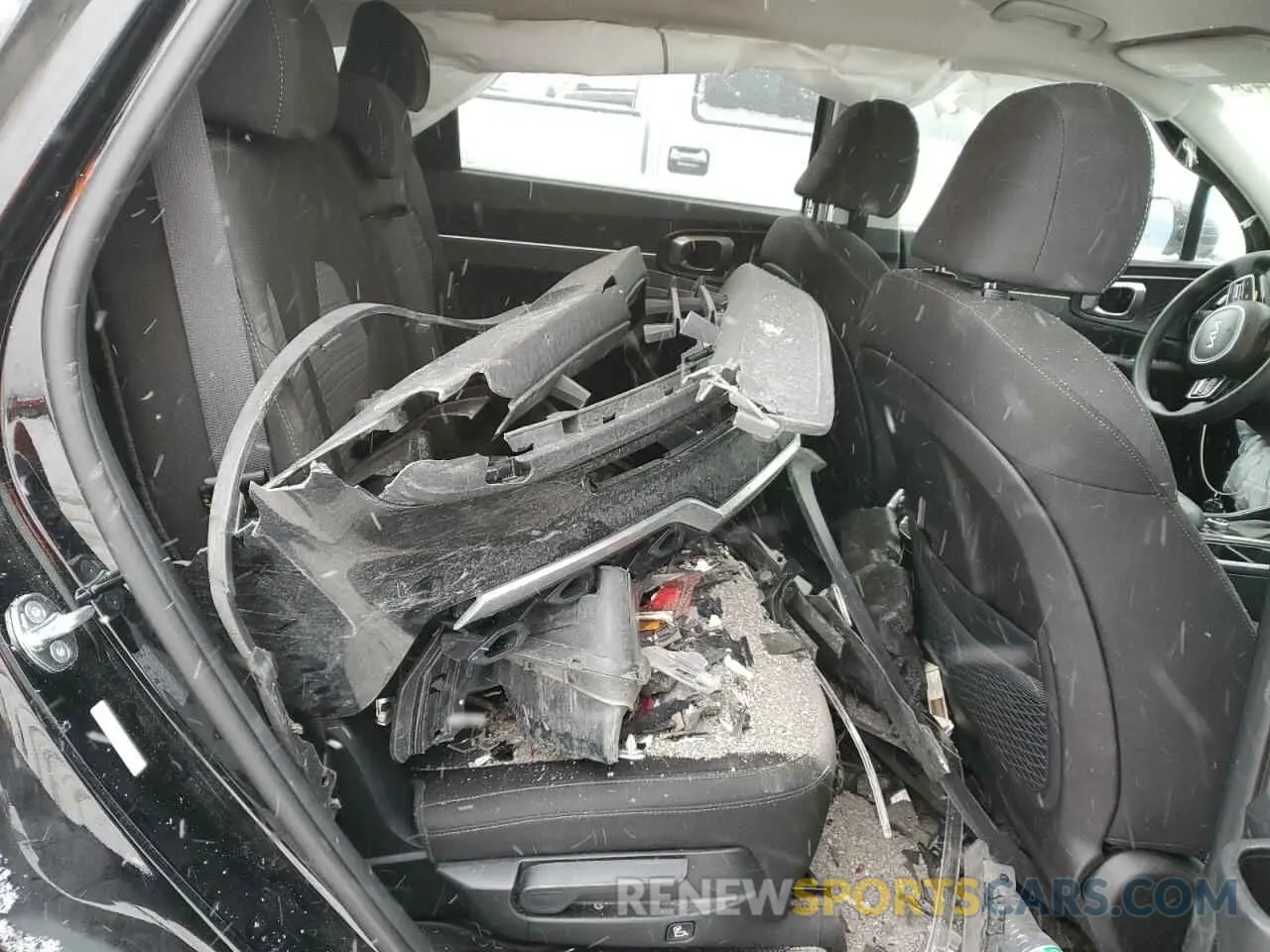 11 fotografías del automóvil dañado 5XYRG4LC8PG219826 KIA SORENTO 2023