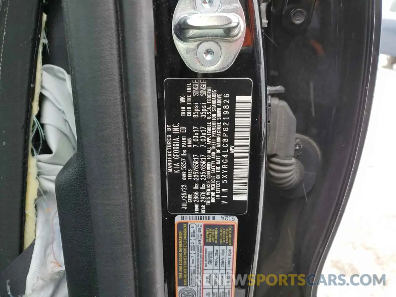 13 fotografías del automóvil dañado 5XYRG4LC8PG219826 KIA SORENTO 2023
