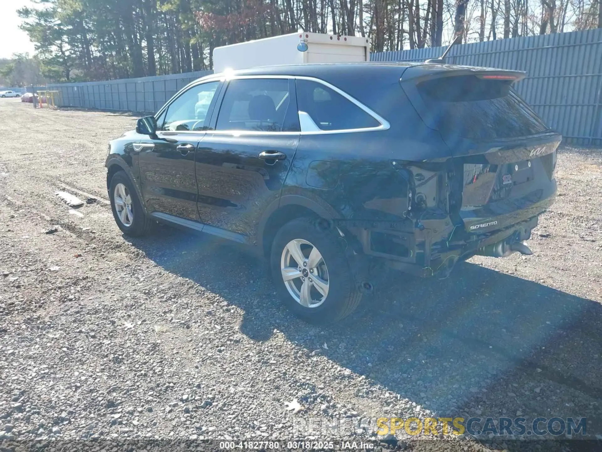 3 fotografías del automóvil dañado 5XYRG4LCXPG249670 KIA SORENTO 2023