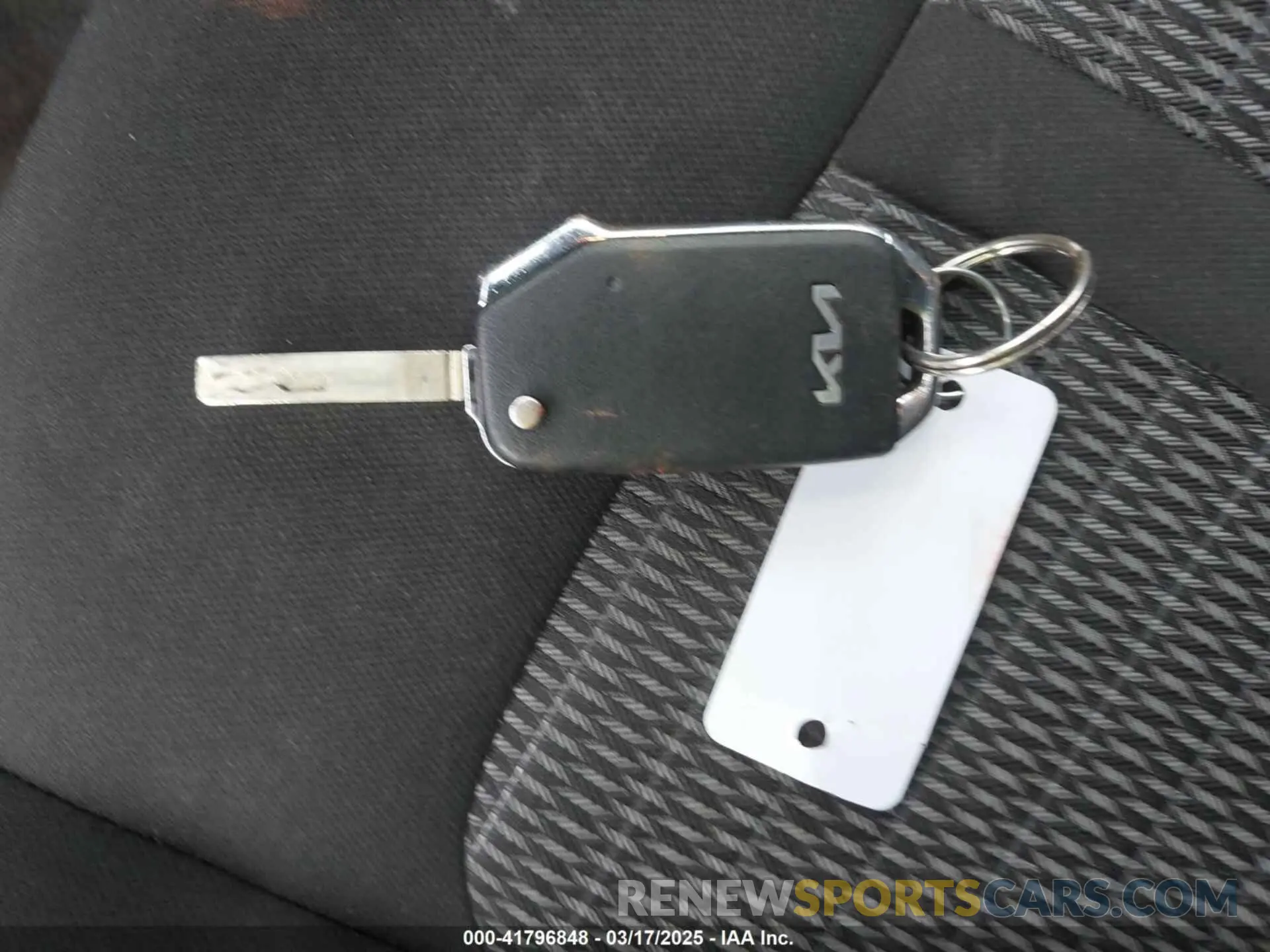 11 fotografías del automóvil dañado 5XYRGDLC1PG172140 KIA SORENTO 2023
