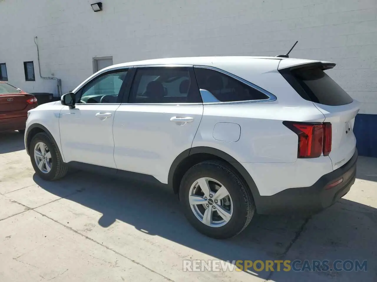 2 fotografías del automóvil dañado 5XYRGDLC3PG242057 KIA SORENTO 2023