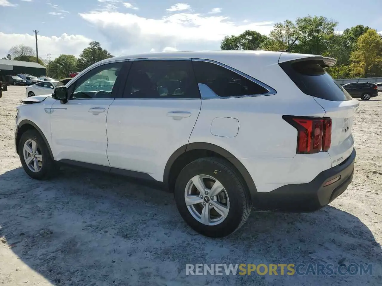 2 fotografías del automóvil dañado 5XYRGDLC7PG203021 KIA SORENTO 2023