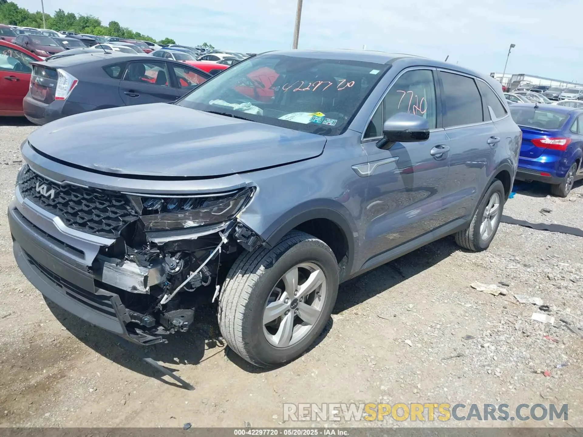 2 fotografías del automóvil dañado 5XYRGDLC9PG240958 KIA SORENTO 2023