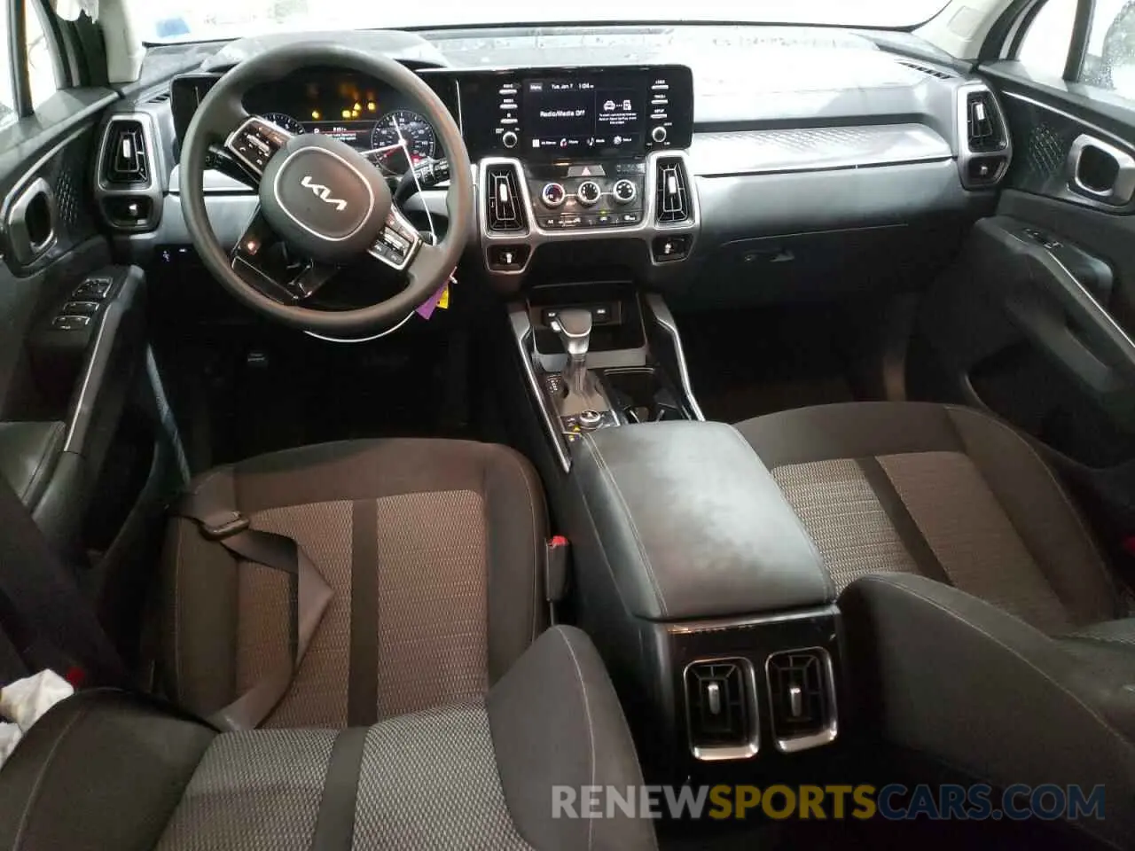 8 fotografías del automóvil dañado 5XYRGDLC9PG242953 KIA SORENTO 2023