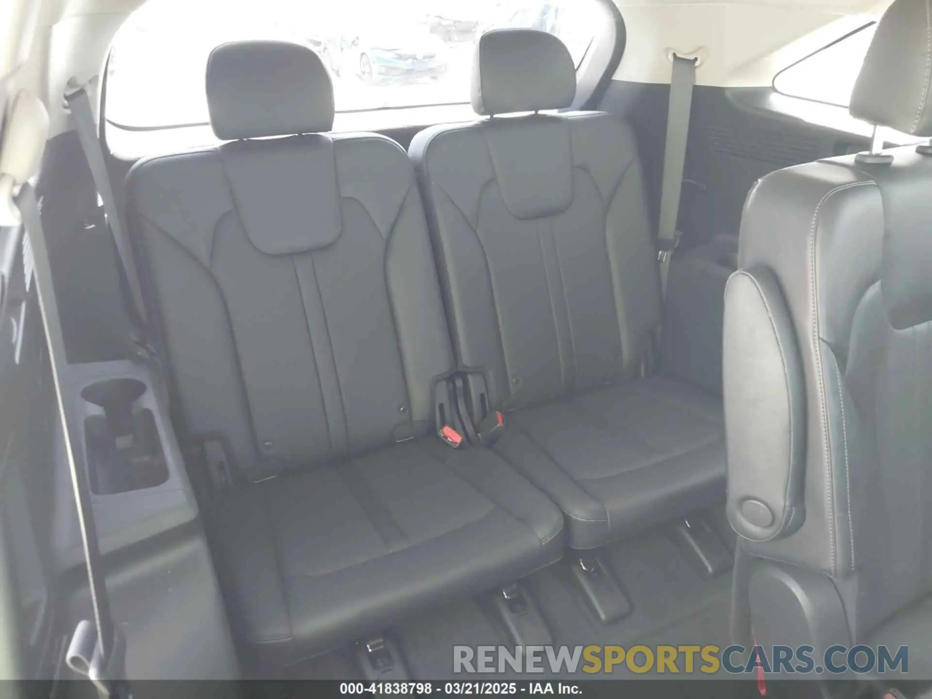 18 fotografías del automóvil dañado 5XYRH4LF4PG201251 KIA SORENTO 2023
