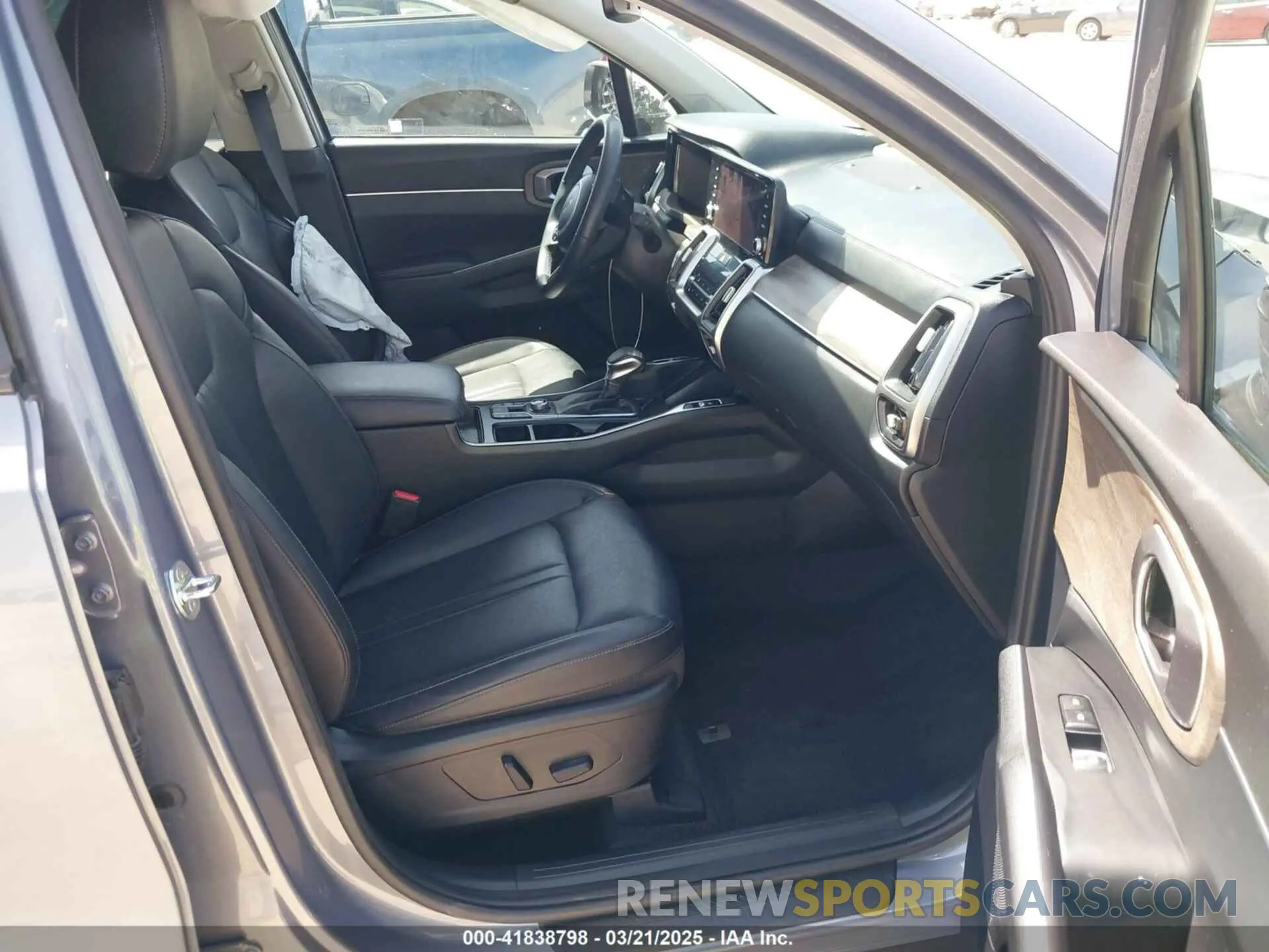 5 fotografías del automóvil dañado 5XYRH4LF4PG201251 KIA SORENTO 2023