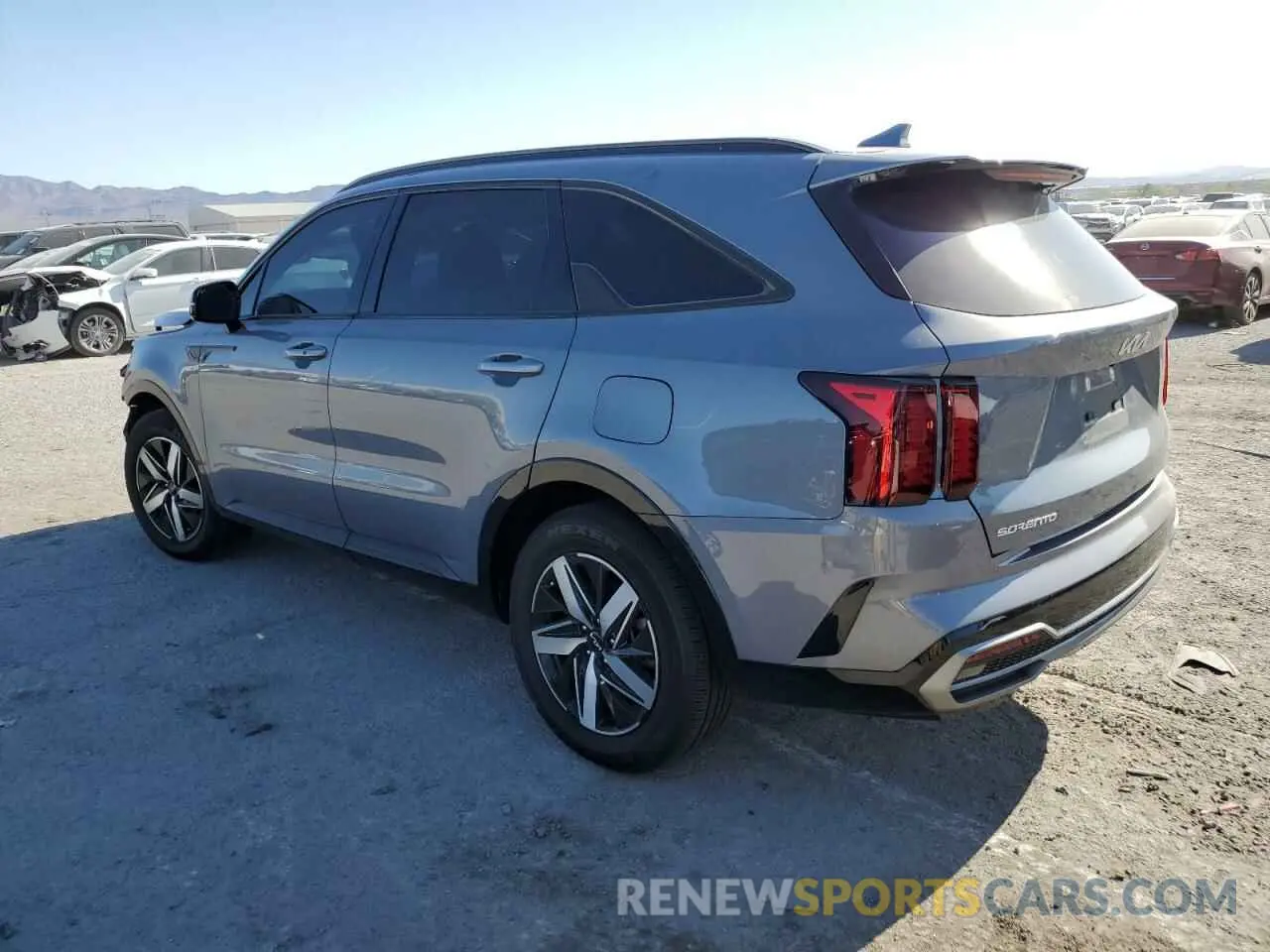 2 fotografías del automóvil dañado 5XYRH4LF6PG172111 KIA SORENTO 2023