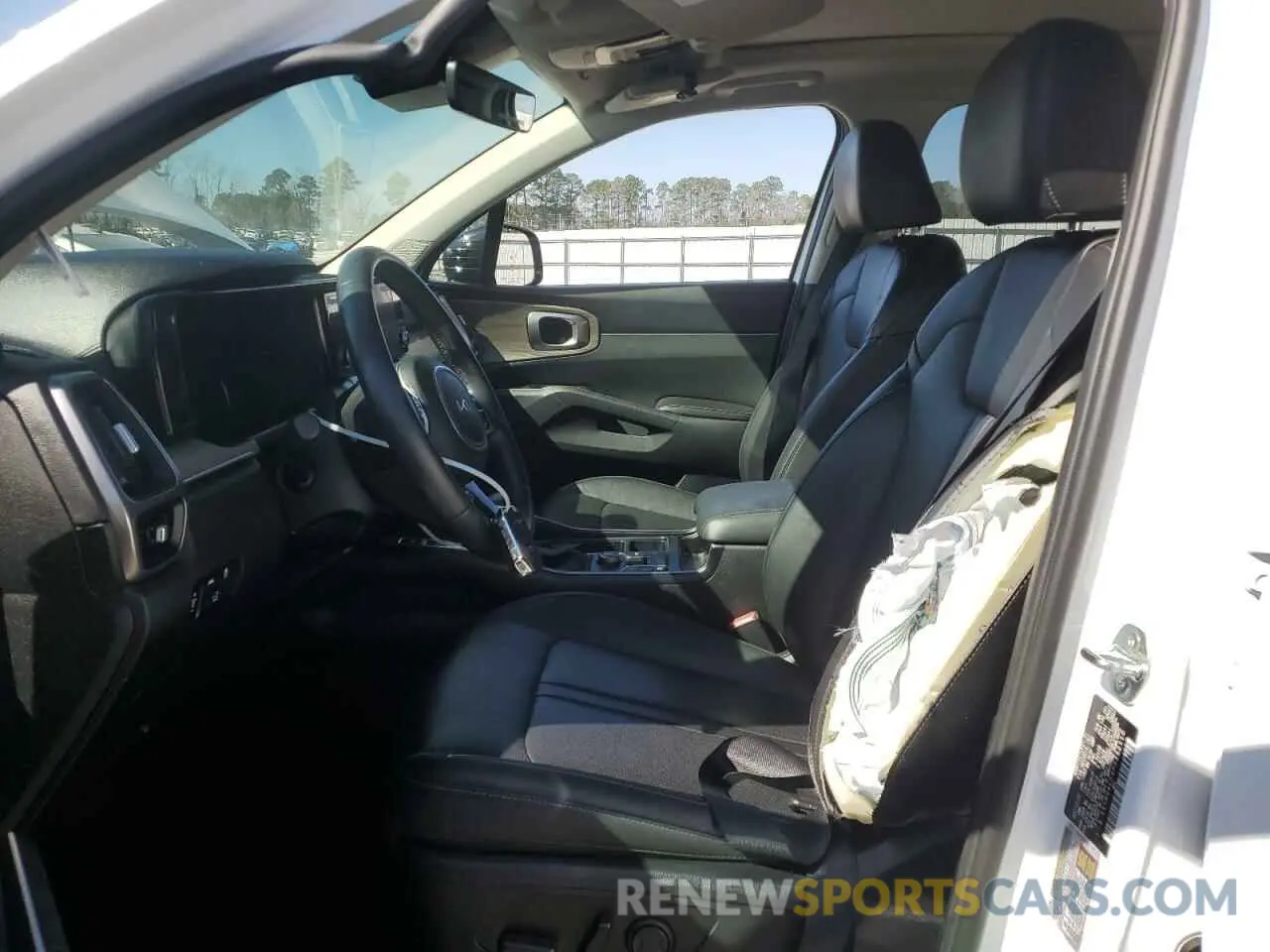 7 fotografías del automóvil dañado 5XYRH4LFXPG252110 KIA SORENTO 2023