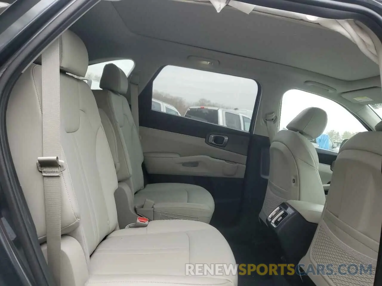 11 fotografías del automóvil dañado 5XYRHDLF9PG248811 KIA SORENTO 2023