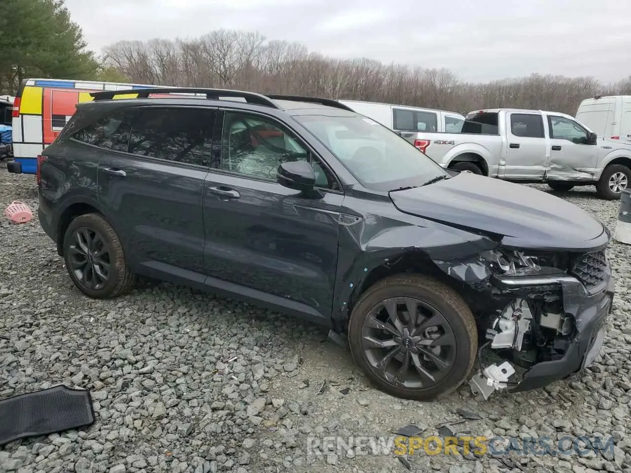4 fotografías del automóvil dañado 5XYRHDLF9PG248811 KIA SORENTO 2023