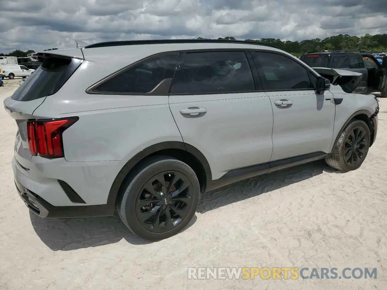 3 fotografías del automóvil dañado 5XYRK4LF2PG206496 KIA SORENTO 2023