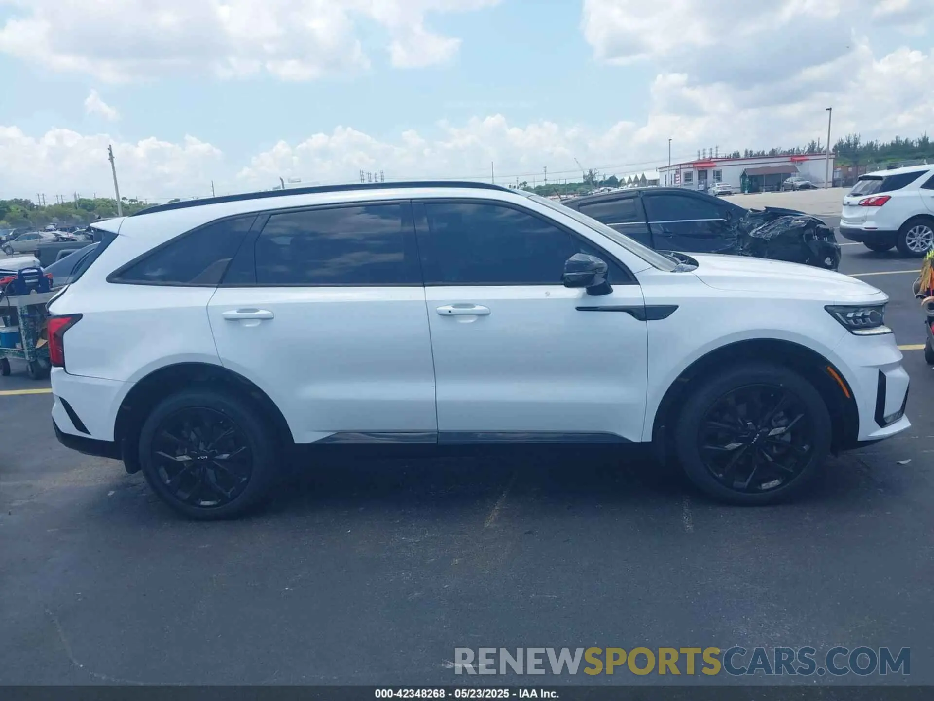 13 fotografías del automóvil dañado 5XYRK4LF4PG163487 KIA SORENTO 2023
