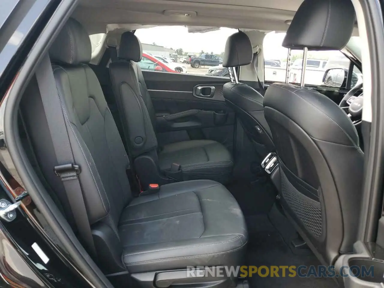 11 fotografías del automóvil dañado 5XYRK4LF7PG190506 KIA SORENTO 2023