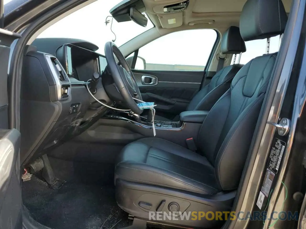 7 fotografías del automóvil dañado 5XYRK4LF9PG215910 KIA SORENTO 2023