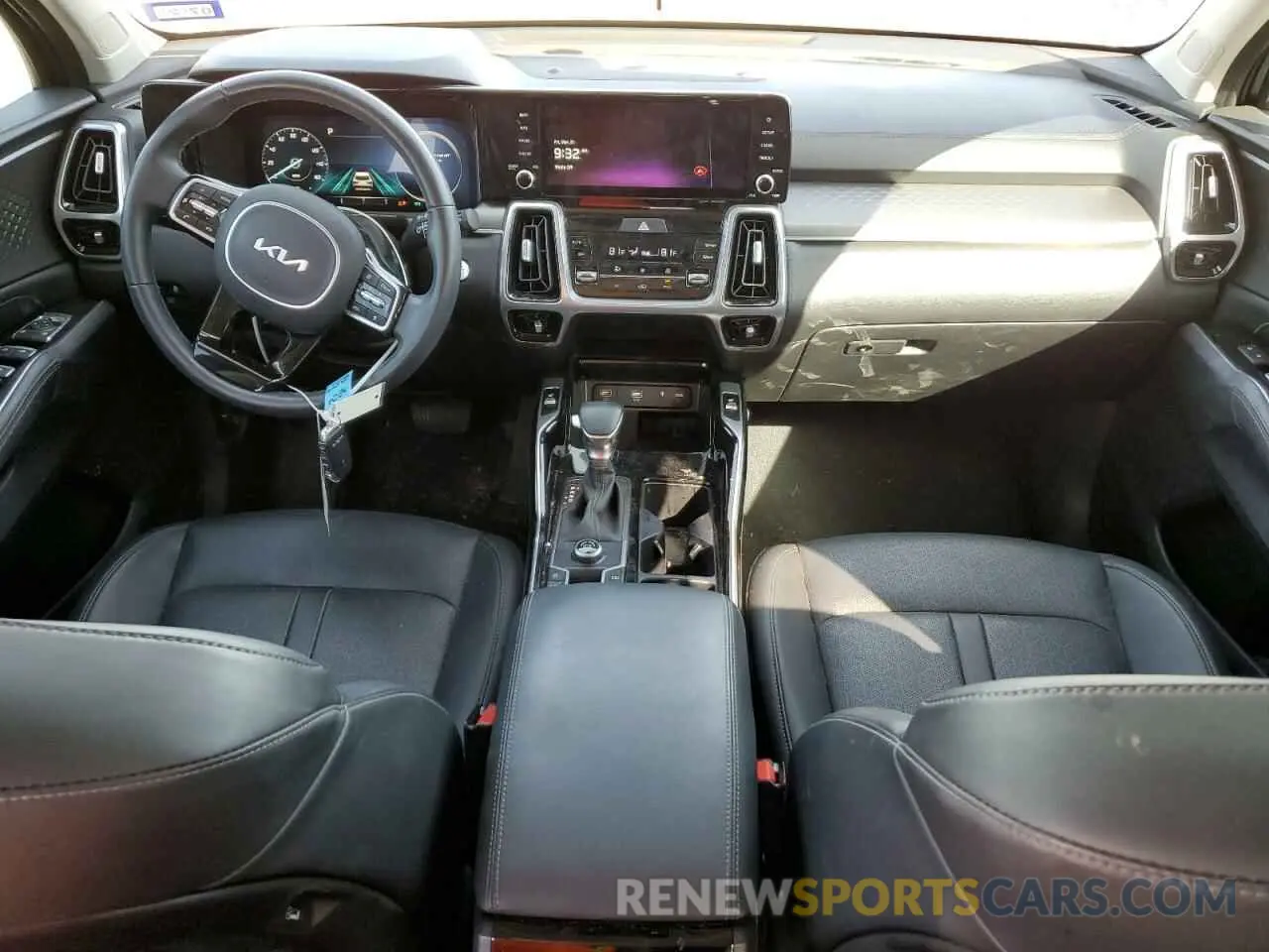8 fotografías del automóvil dañado 5XYRK4LF9PG215910 KIA SORENTO 2023