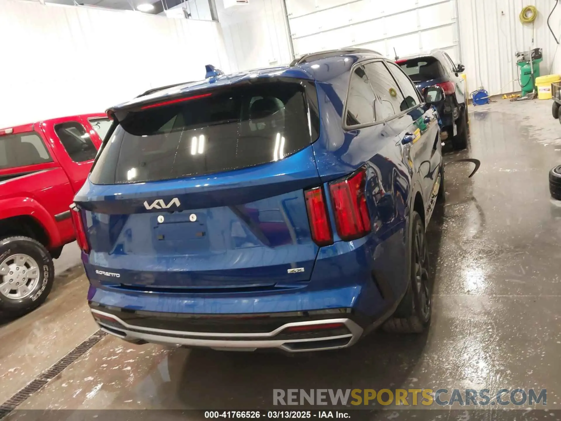 17 fotografías del automóvil dañado 5XYRKDLF0PG197622 KIA SORENTO 2023