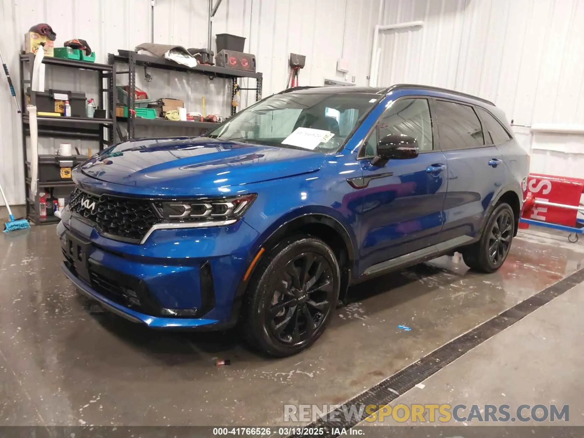 2 fotografías del automóvil dañado 5XYRKDLF0PG197622 KIA SORENTO 2023