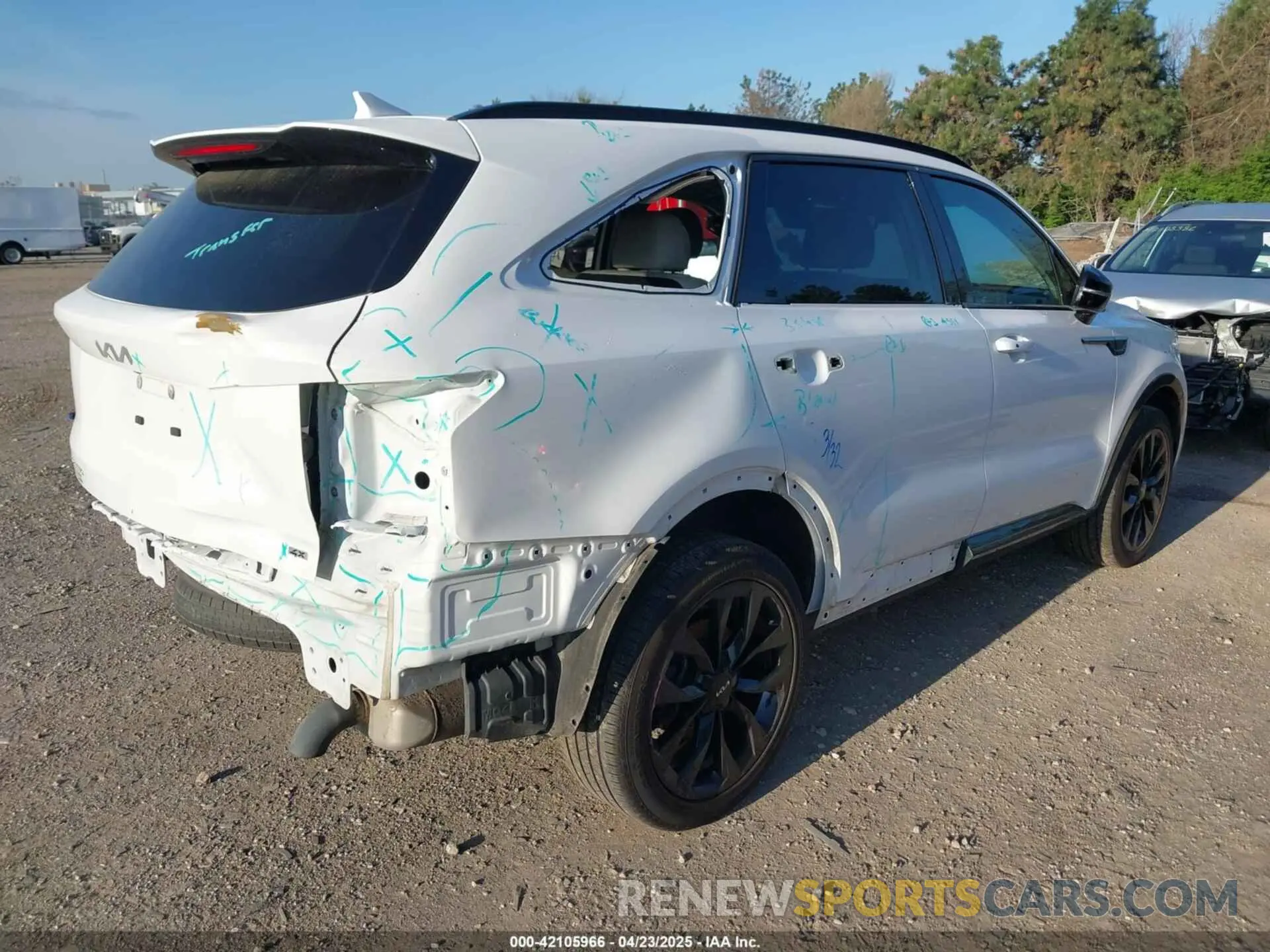 4 fotografías del automóvil dañado 5XYRKDLF1PG202133 KIA SORENTO 2023