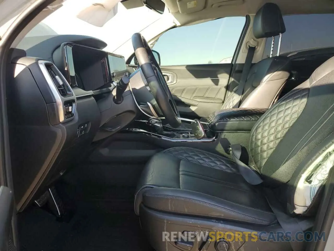 7 fotografías del automóvil dañado 5XYRKDLF2PG203596 KIA SORENTO 2023