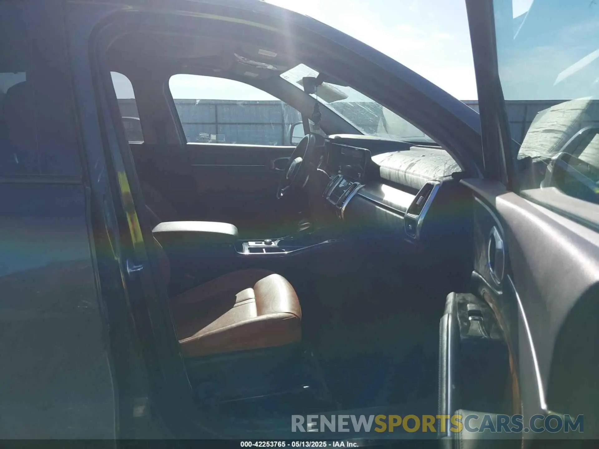 5 fotografías del automóvil dañado 5XYRKDLF3PG170608 KIA SORENTO 2023
